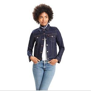 Levi’s dark blue trucker/denim jacket